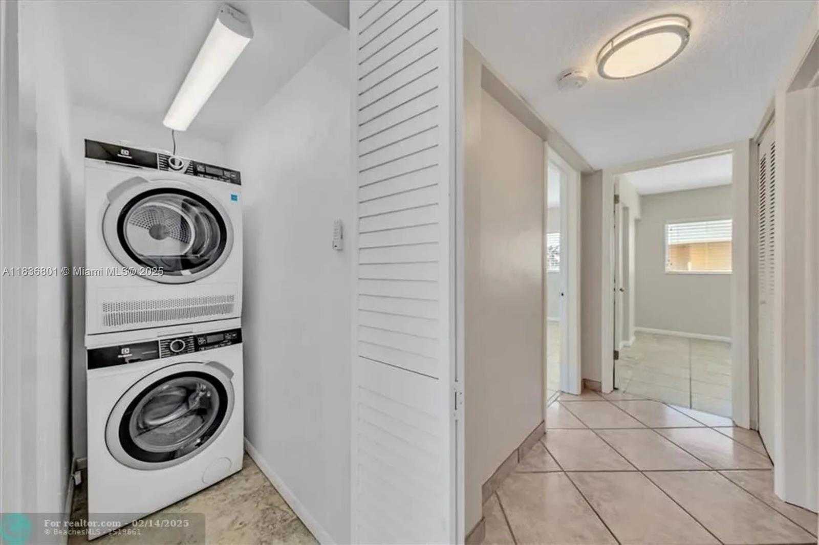 Small Image of 300 OREGON ST #201, Hollywood Number 15