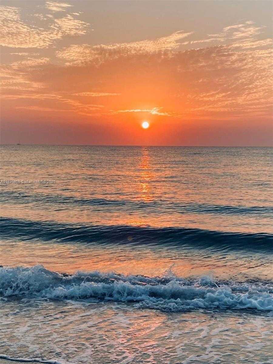 Small Image of 300 OREGON ST #201, Hollywood Number 26