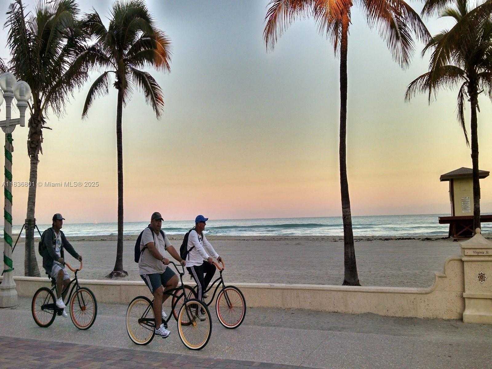 Small Image of 300 OREGON ST #201, Hollywood Number 27