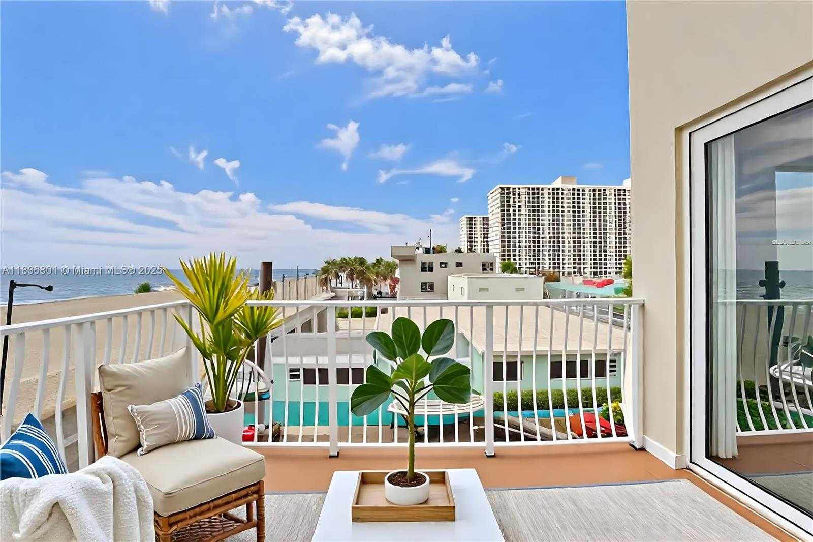 Small Image of 300 OREGON ST #201, Hollywood Number 6