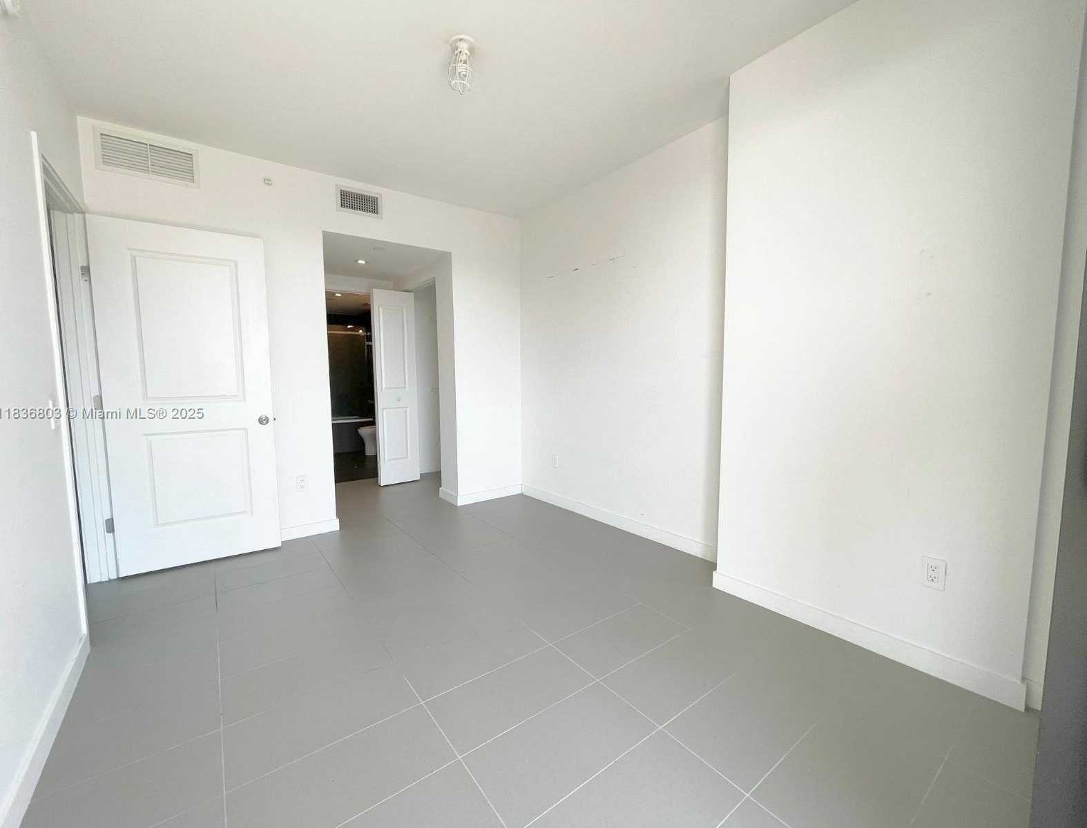 Small Image of 1600 NORTH EAST 1ST AVE #3107, Miami Number 14
