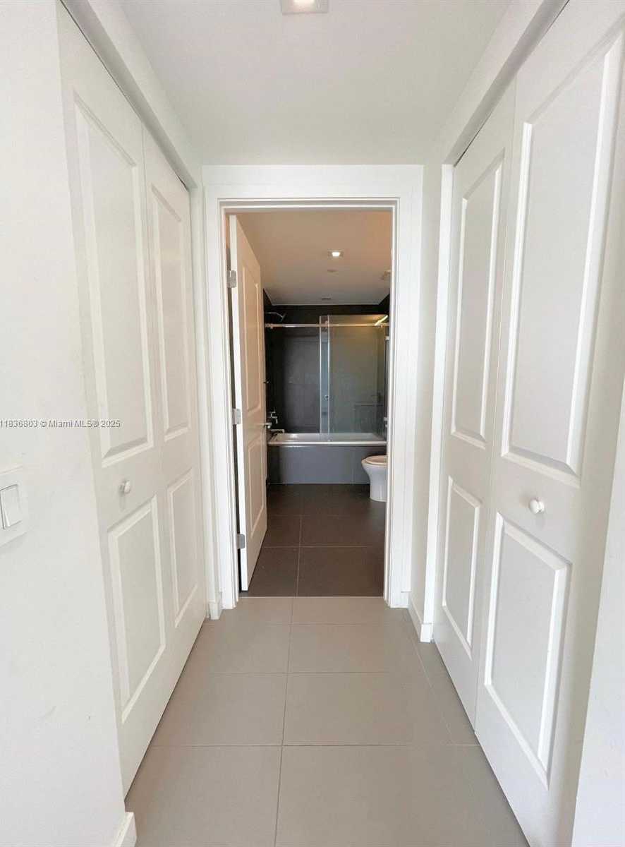 Small Image of 1600 NORTH EAST 1ST AVE #3107, Miami Number 15