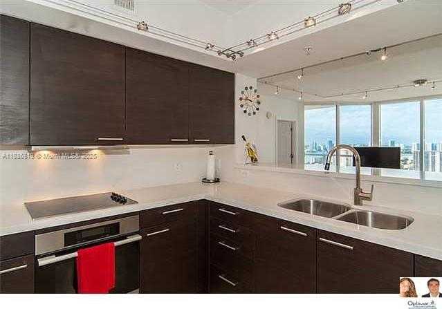 Small Image of 16699 COLLINS AVE #2807, Sunny Isles Beach Number 5