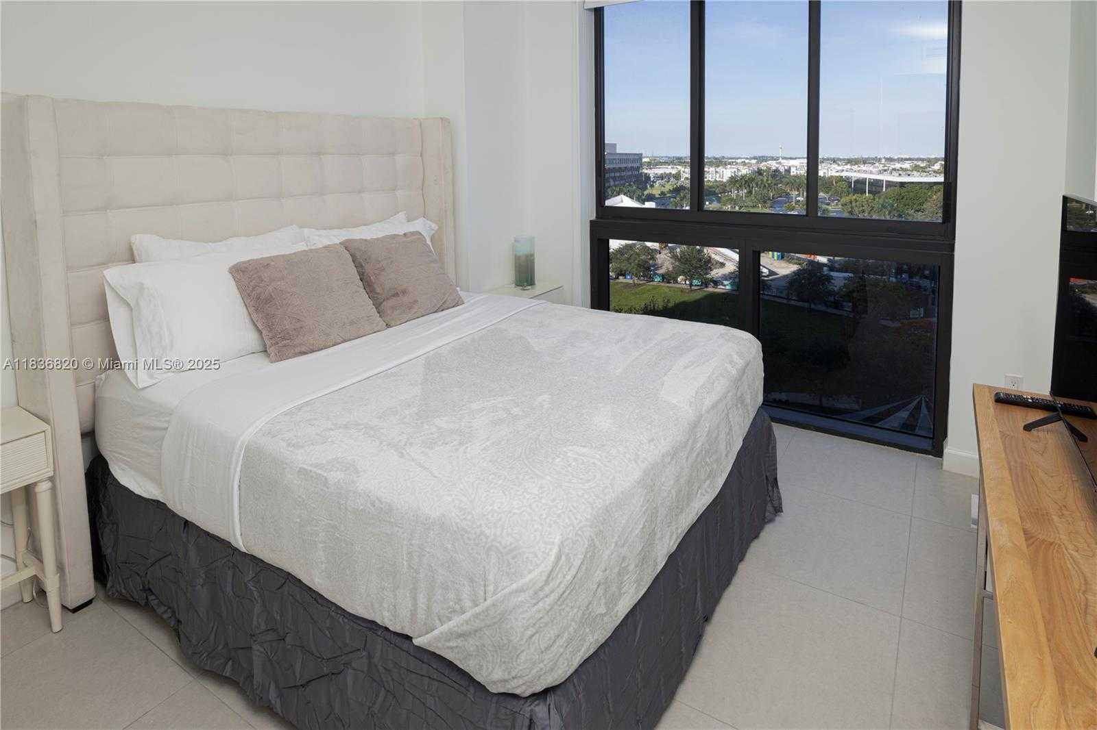 Small Image of 5350 NORTH WEST 84TH AVE #801, Doral Number 27