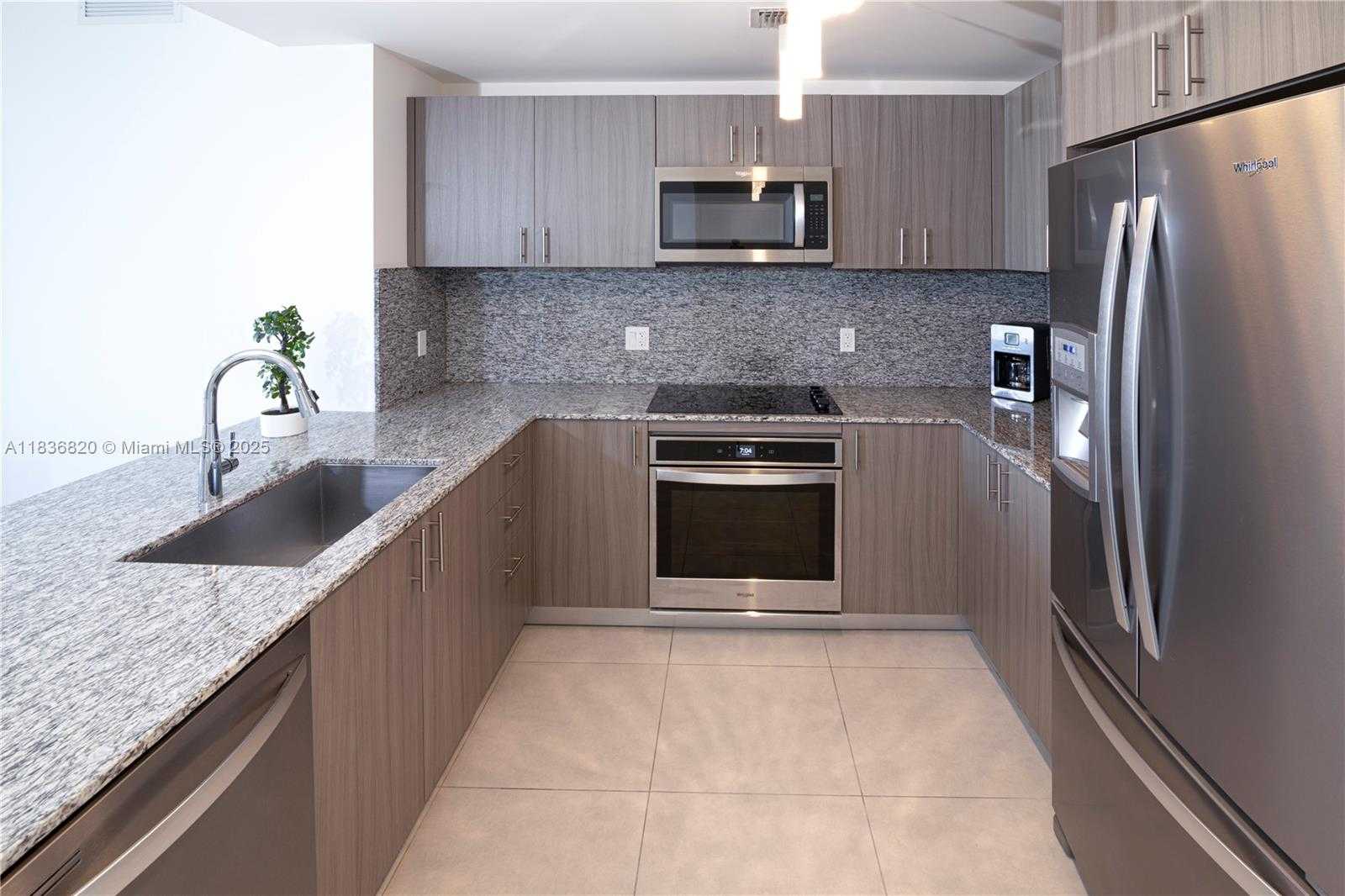 Small Image of 5350 NORTH WEST 84TH AVE #801, Doral Number 3