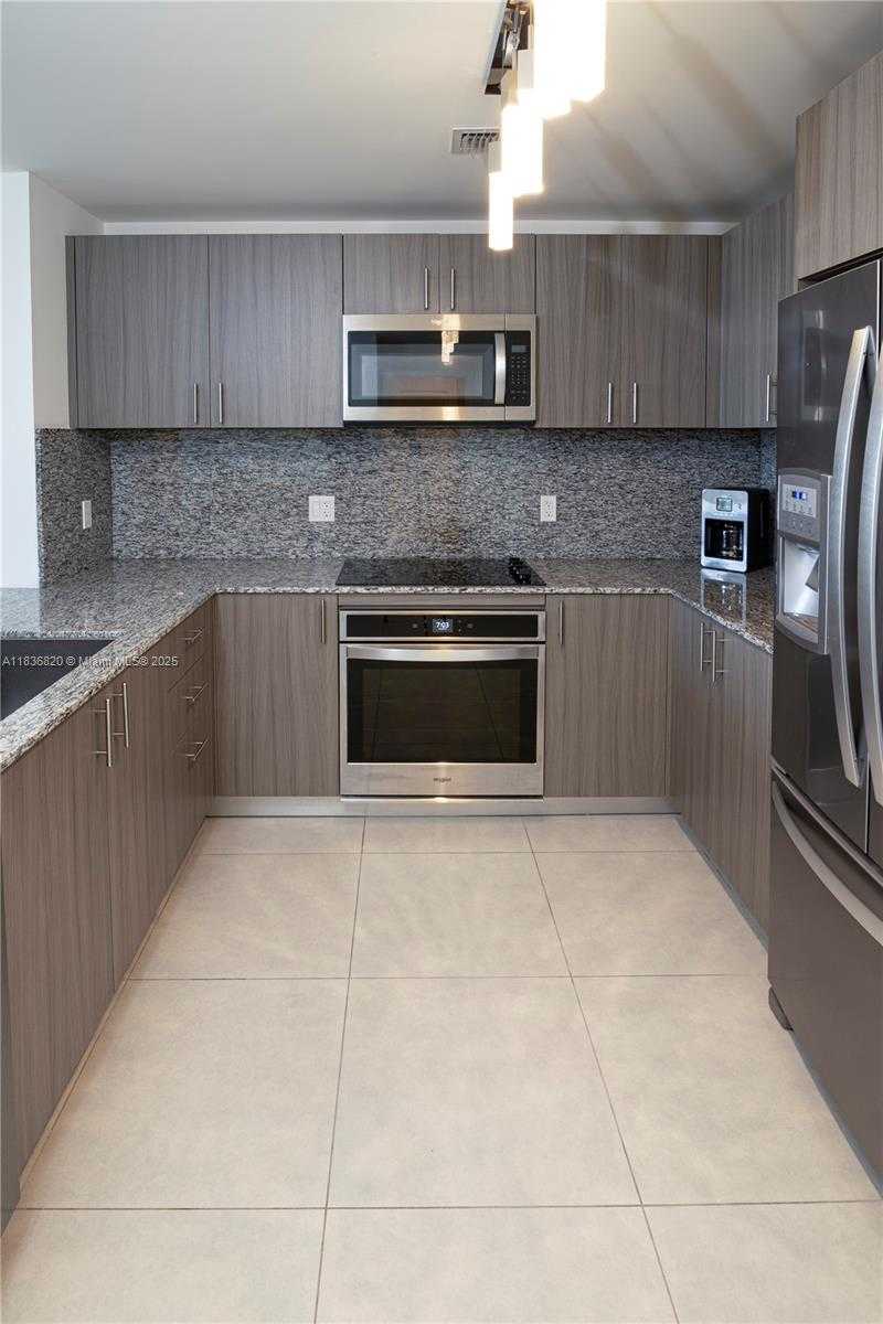Small Image of 5350 NORTH WEST 84TH AVE #801, Doral Number 4