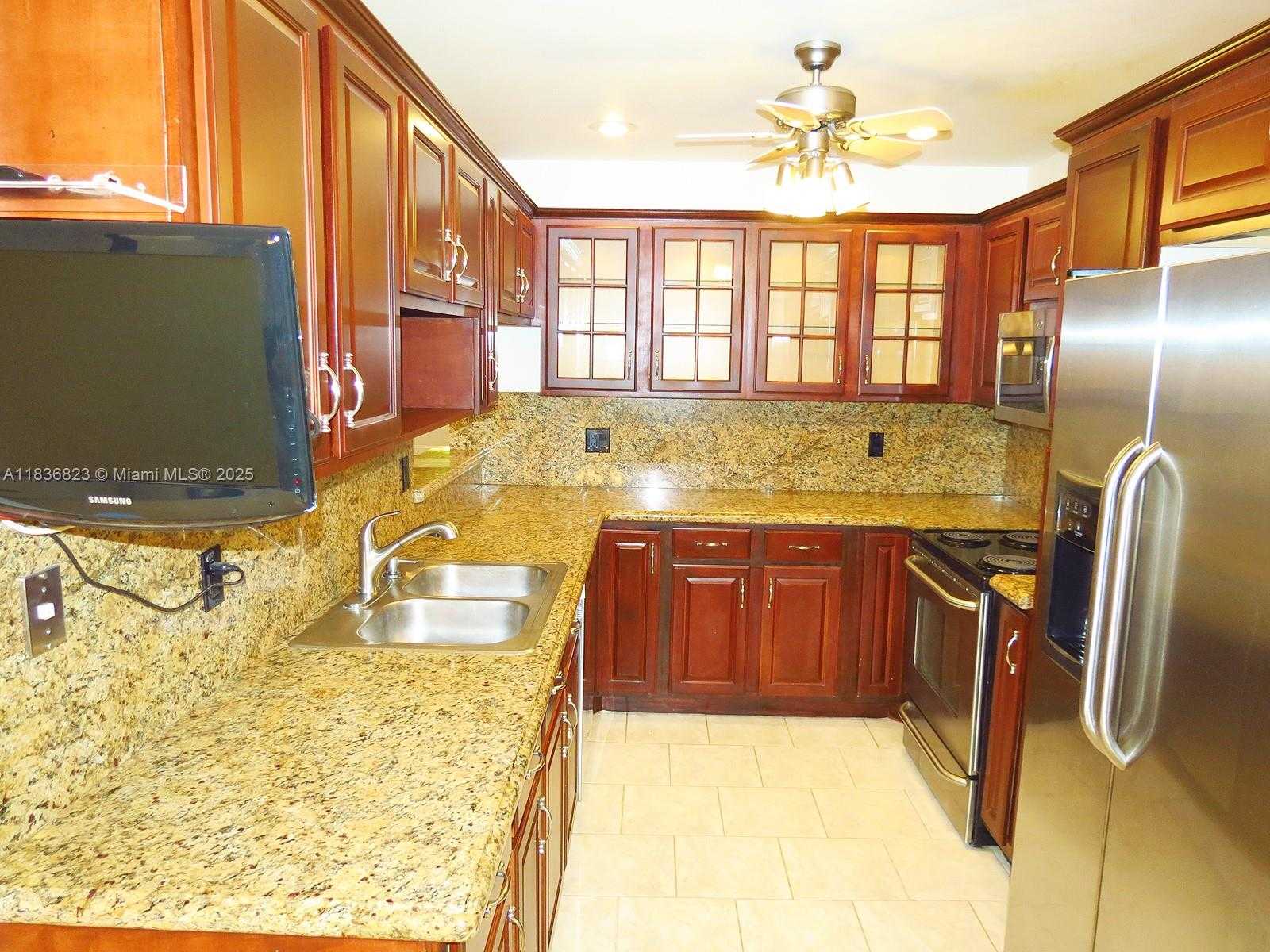 Small Image of 8567 SOUTH WEST 115TH PL #8567, Miami Number 13