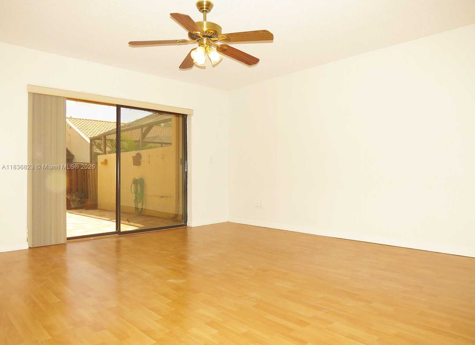 Small Image of 8567 SOUTH WEST 115TH PL #8567, Miami Number 14