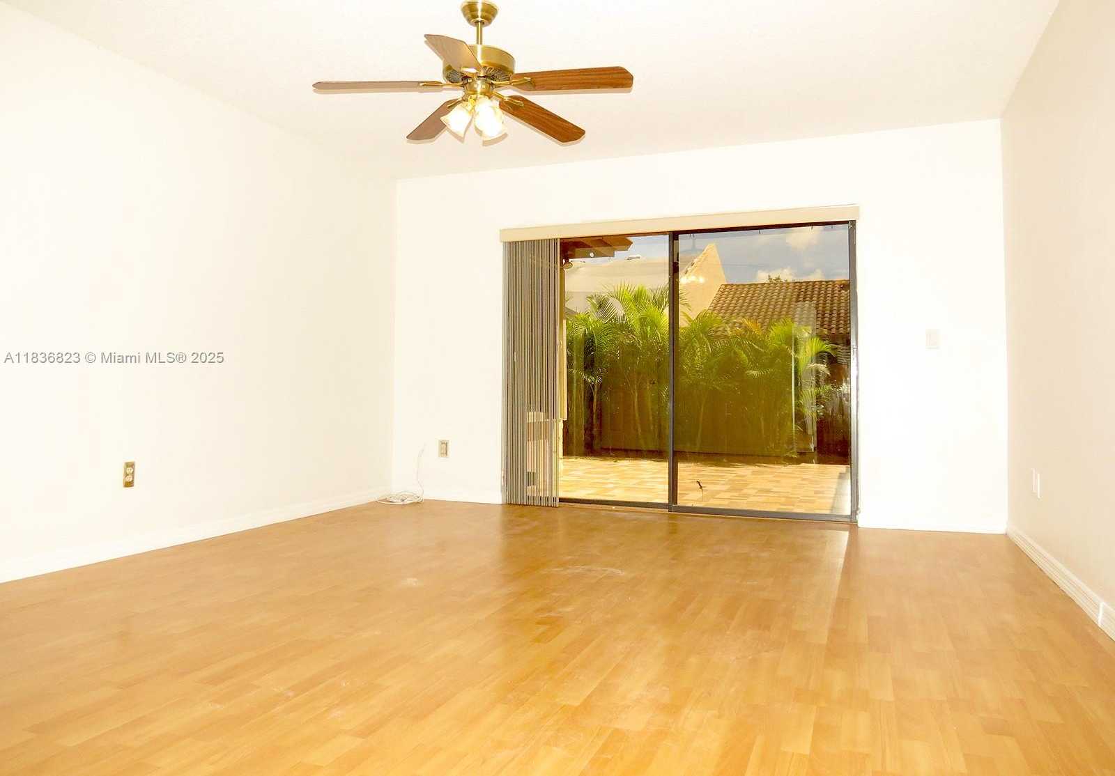 Small Image of 8567 SOUTH WEST 115TH PL #8567, Miami Number 15