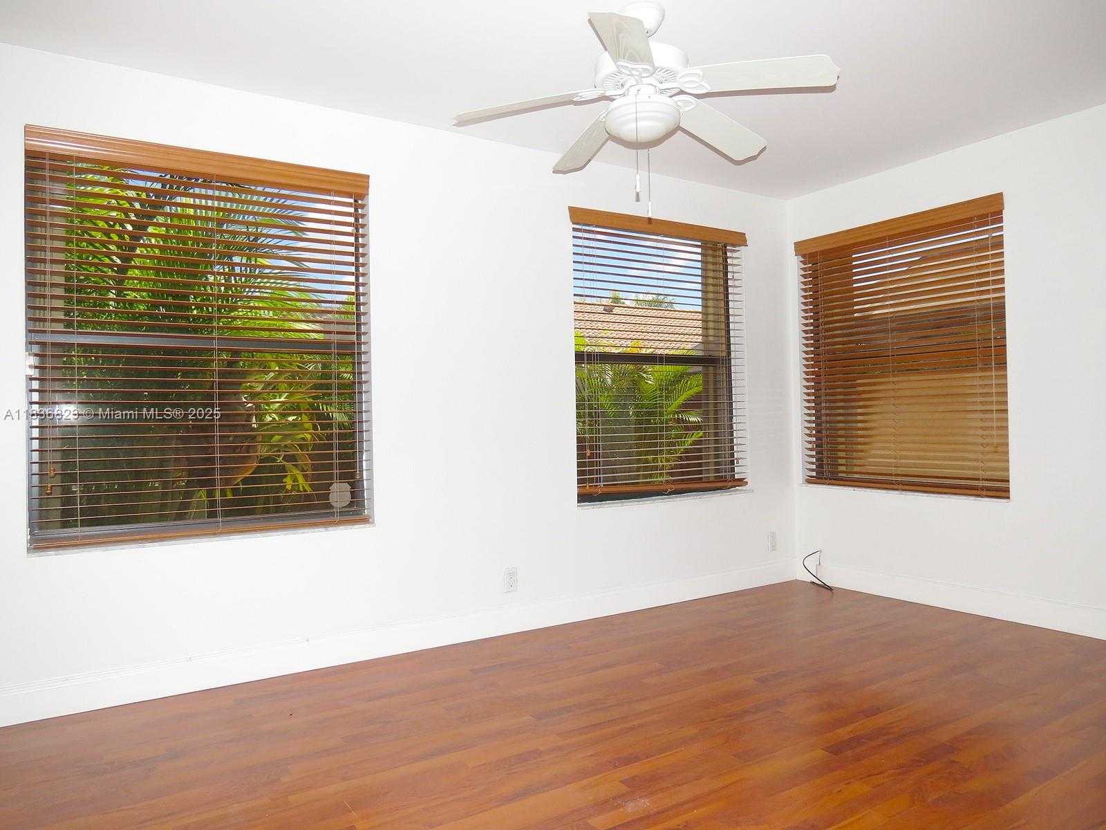 Small Image of 8567 SOUTH WEST 115TH PL #8567, Miami Number 23