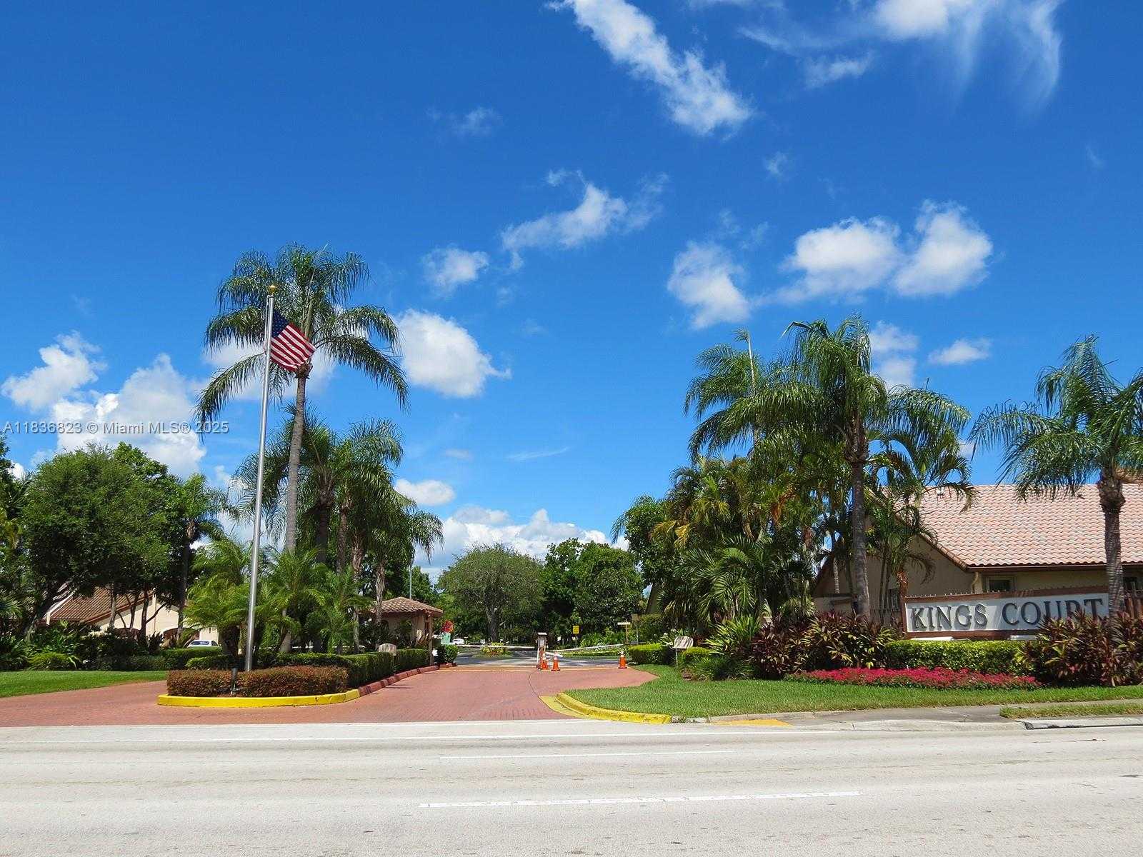 Small Image of 8567 SOUTH WEST 115TH PL #8567, Miami Number 27