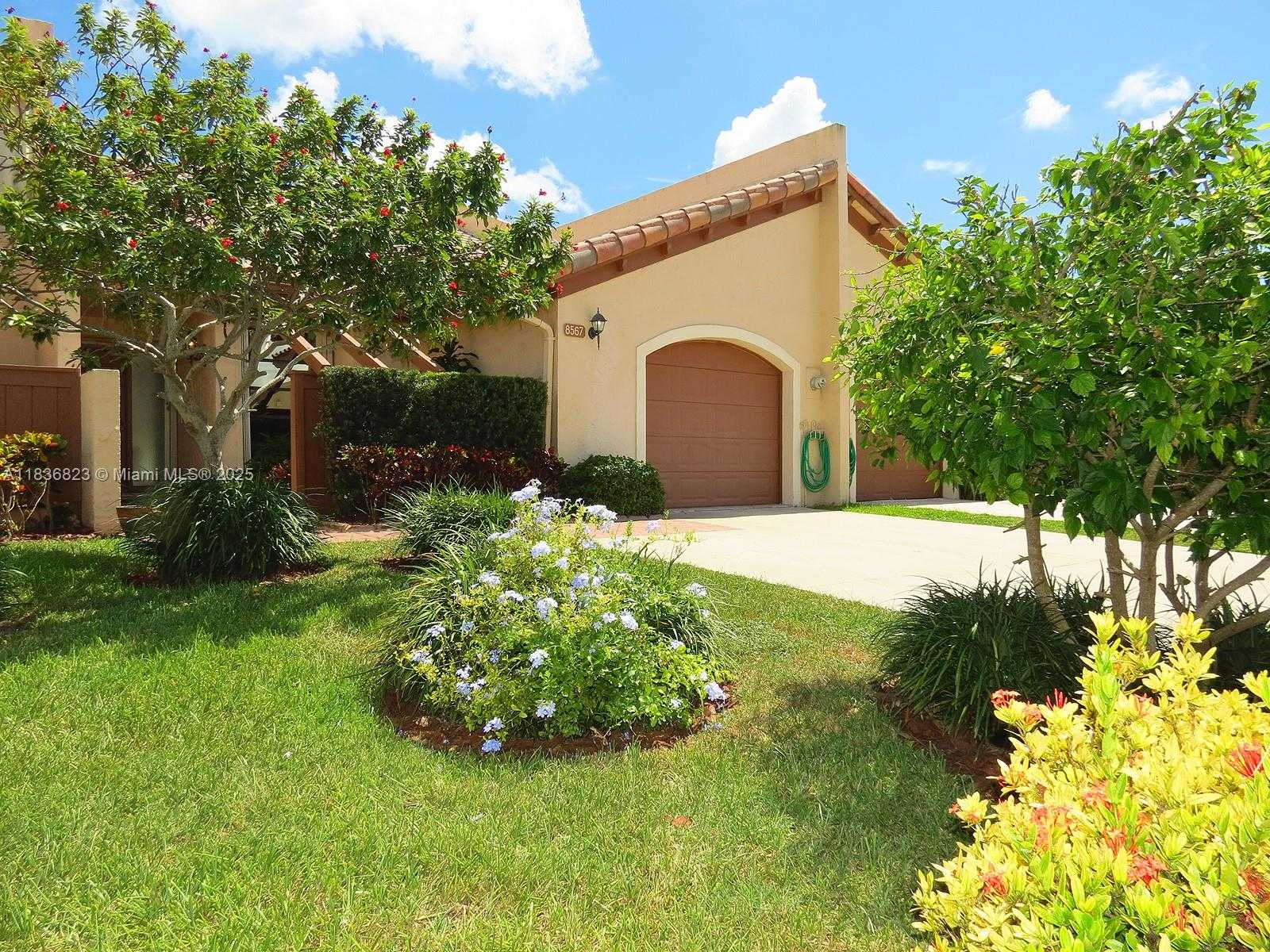 Small Image of 8567 SOUTH WEST 115TH PL #8567, Miami Number 4