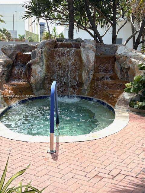 Small Image of 3001 SOUTH OCEAN DR #1039, Hollywood Number 30