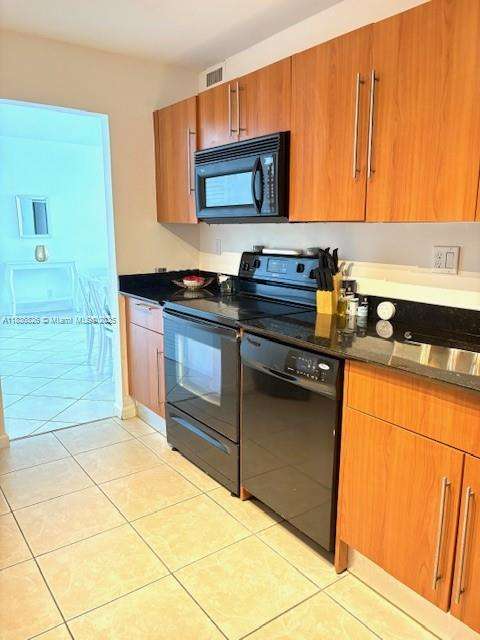 Small Image of 3001 SOUTH OCEAN DR #1039, Hollywood Number 7