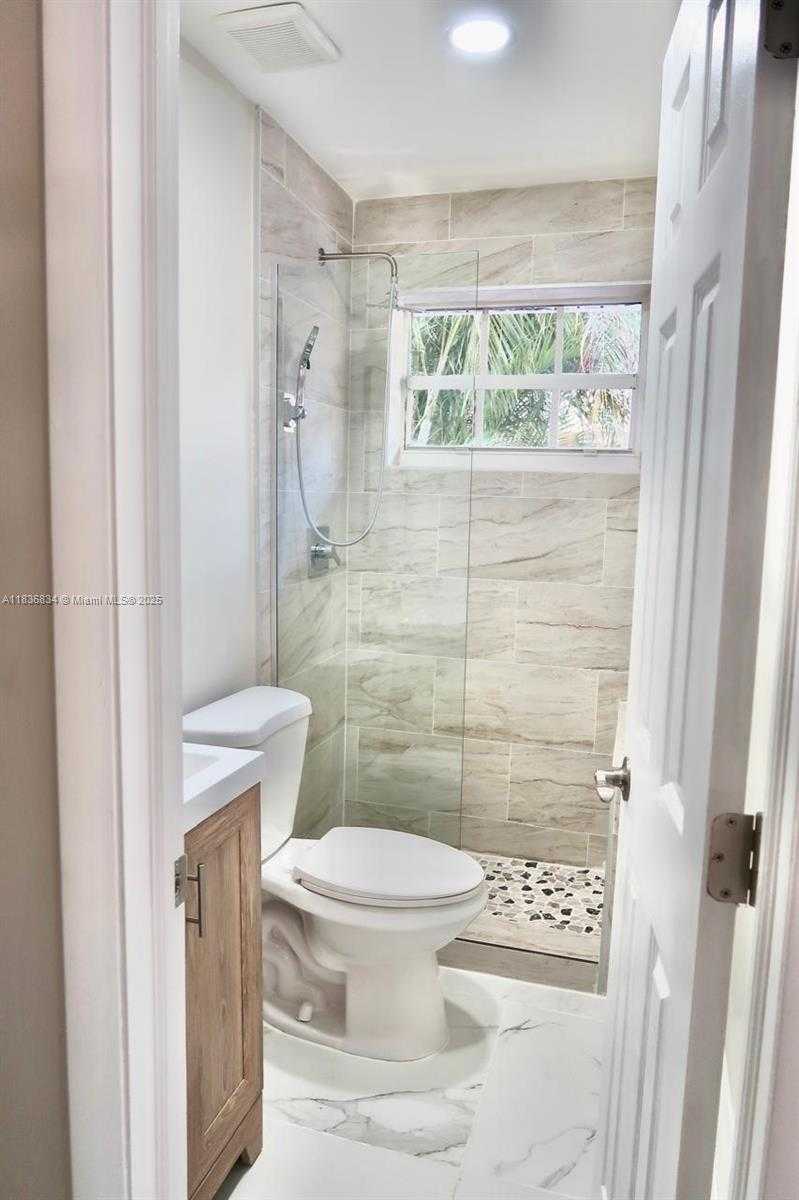 Small Image of 112 SOUTH WEST 20TH AVE #1-2, Fort Lauderdale Number 12
