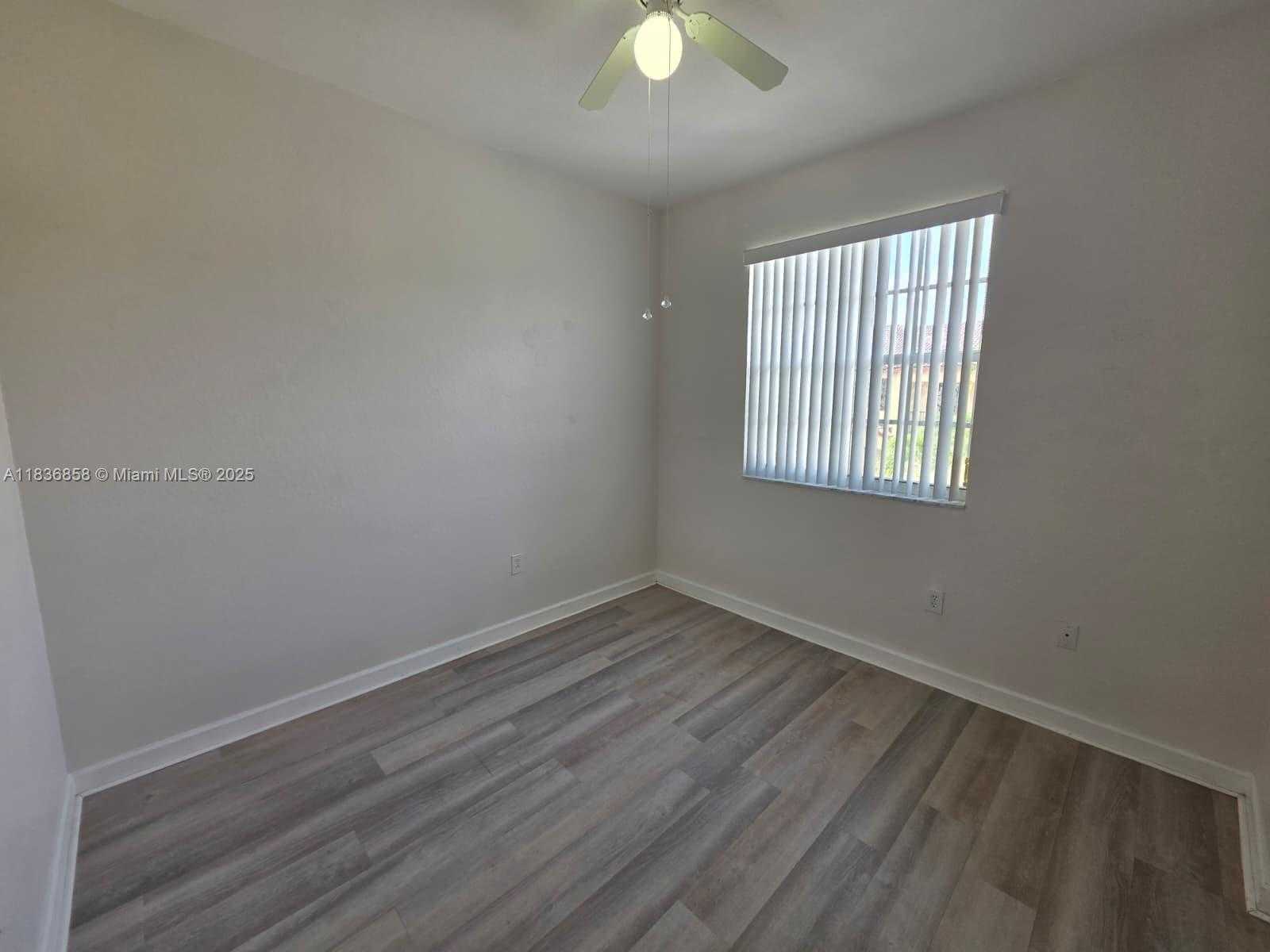 Small Image of 12822 SOUTH WEST 135TH ST #12822, Miami Number 14