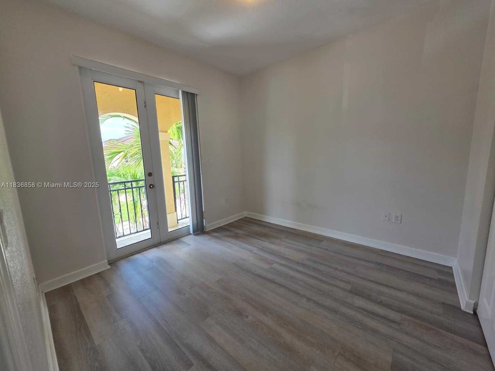 Small Image of 12822 SOUTH WEST 135TH ST #12822, Miami Number 15