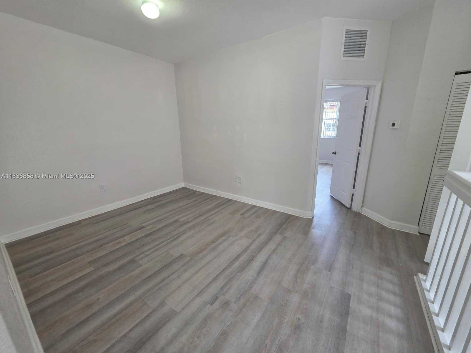 Small Image of 12822 SOUTH WEST 135TH ST #12822, Miami Number 21