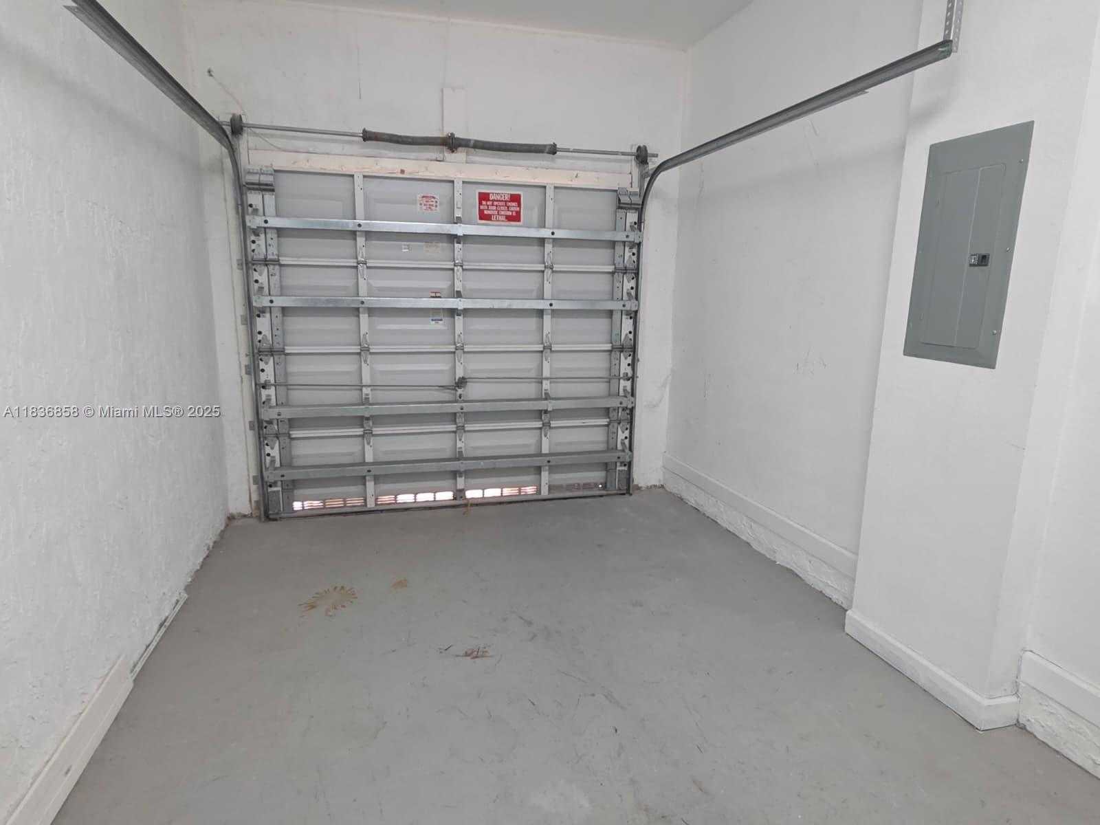 Small Image of 12822 SOUTH WEST 135TH ST #12822, Miami Number 26