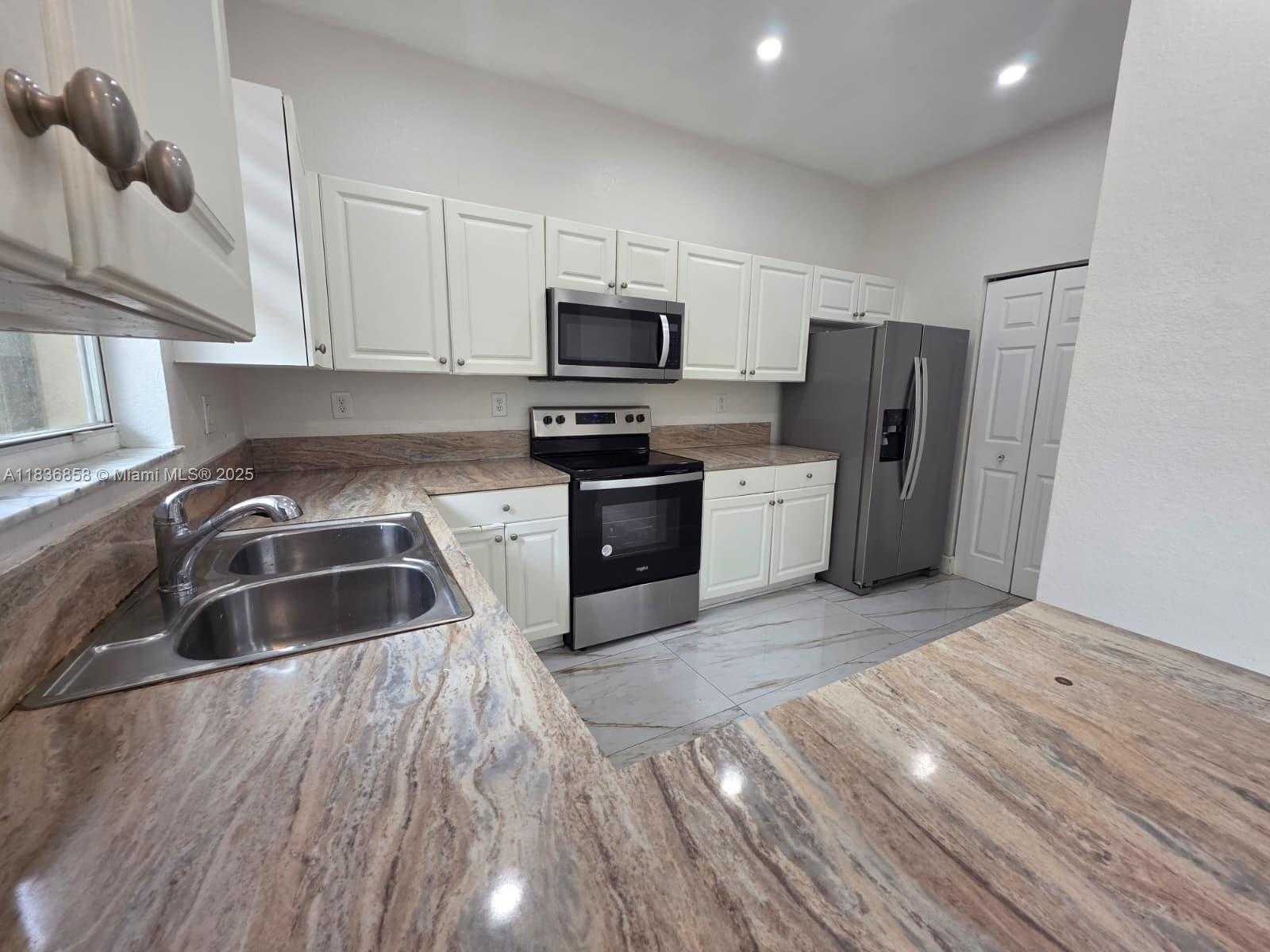 Small Image of 12822 SOUTH WEST 135TH ST #12822, Miami Number 3