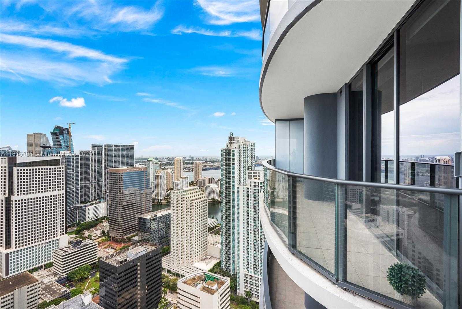 Small Image of 1000 BRICKELL PLZ #PH5307, Miami Number 31