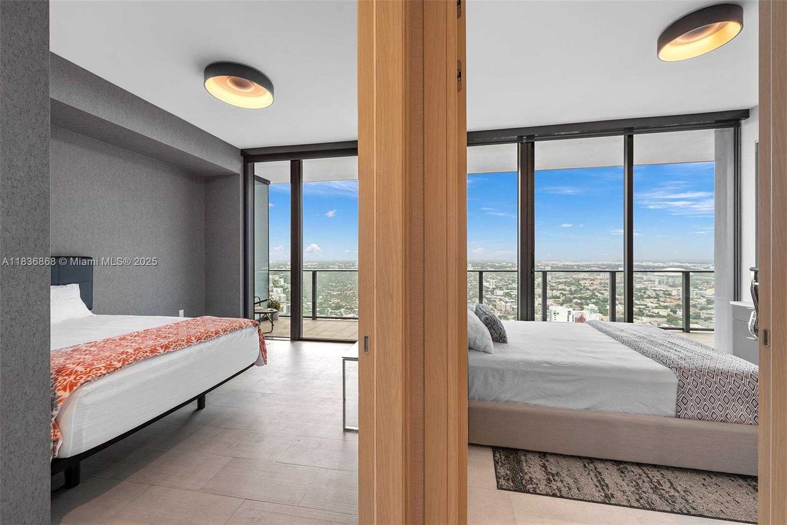 Small Image of 1000 BRICKELL PLZ #PH5307, Miami Number 37