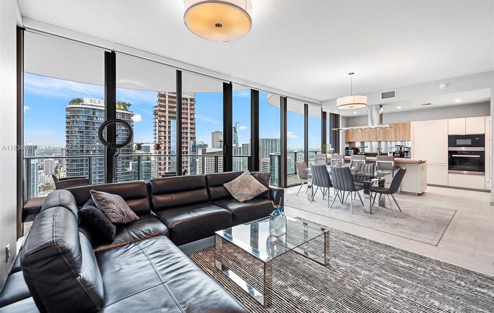 Small Image of 1000 BRICKELL PLZ #PH5307, Miami Number 44