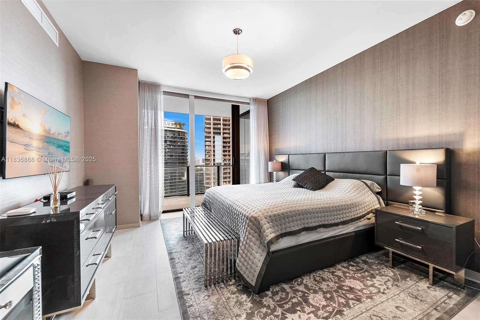 Small Image of 1000 BRICKELL PLZ #PH5307, Miami Number 50