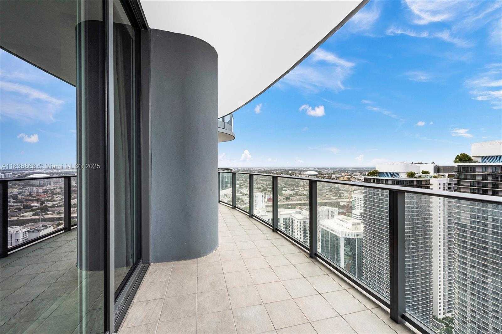 Small Image of 1000 BRICKELL PLZ #PH5307, Miami Number 56