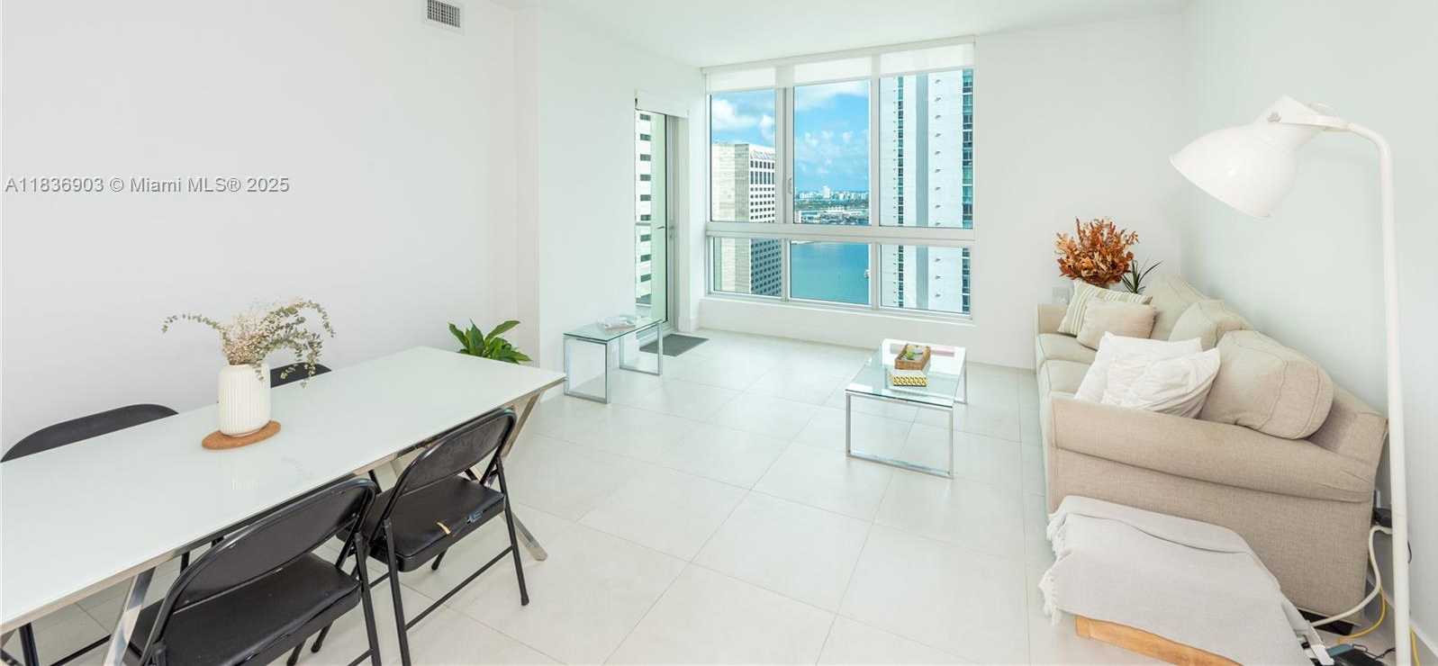Small Image of 300 SOUTH BISCAYNE BLVD #T-2814, Miami Number 3