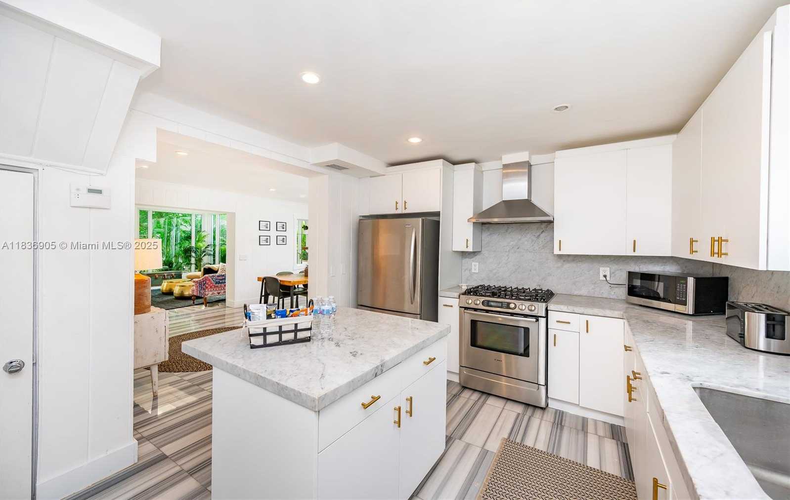 Small Image of 781 NORTH EAST 75TH ST, Miami Number 18