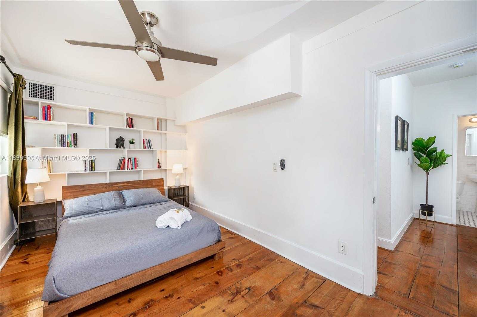 Small Image of 781 NORTH EAST 75TH ST, Miami Number 26