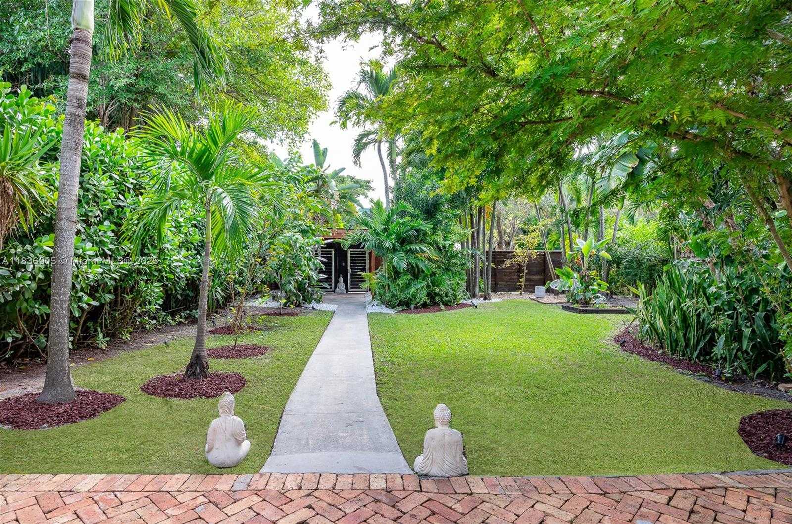 Small Image of 781 NORTH EAST 75TH ST, Miami Number 7