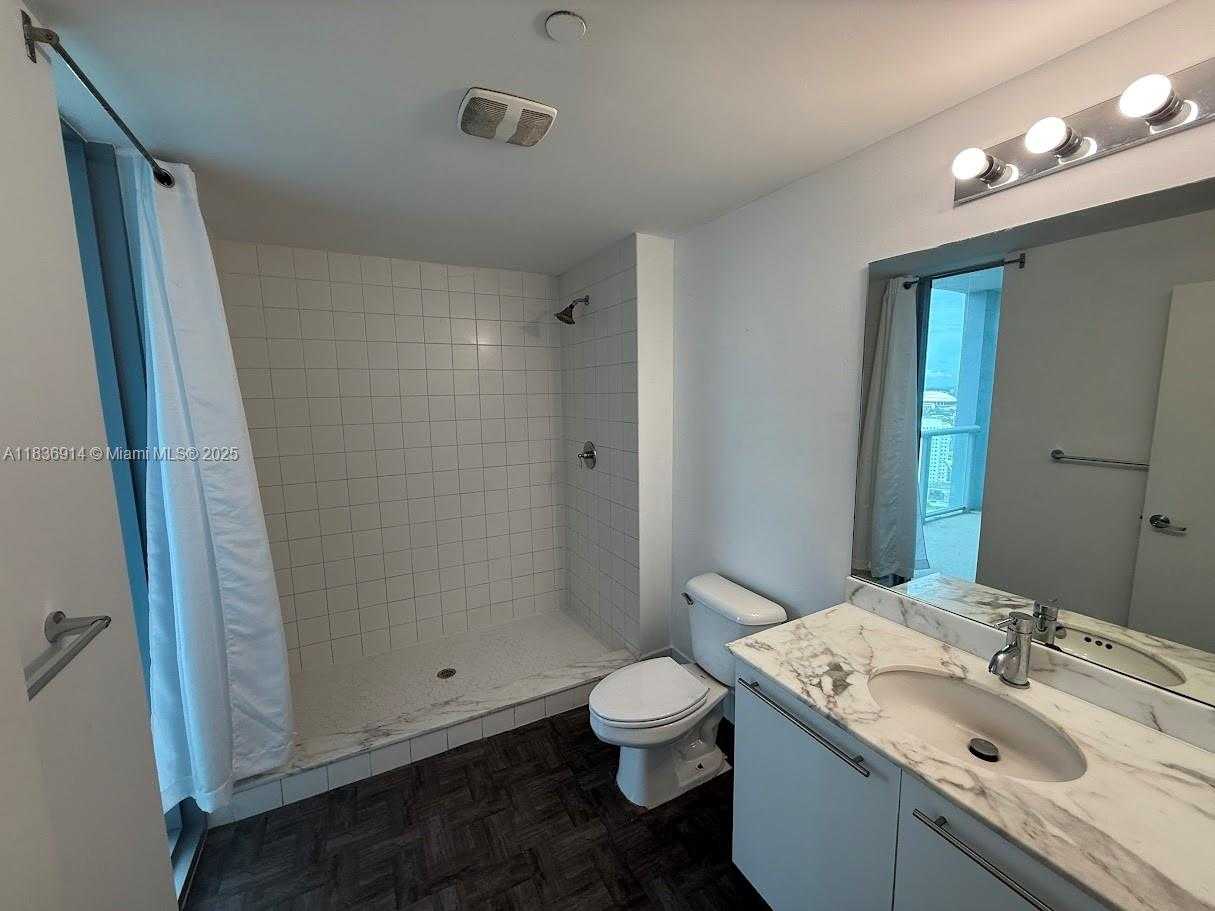 Small Image of 888 BISCAYNE BLVD #3901, Miami Number 19