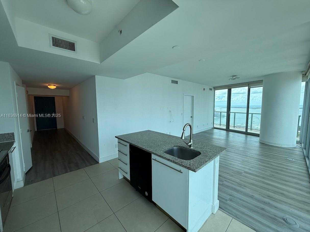 Small Image of 888 BISCAYNE BLVD #3901, Miami Number 38
