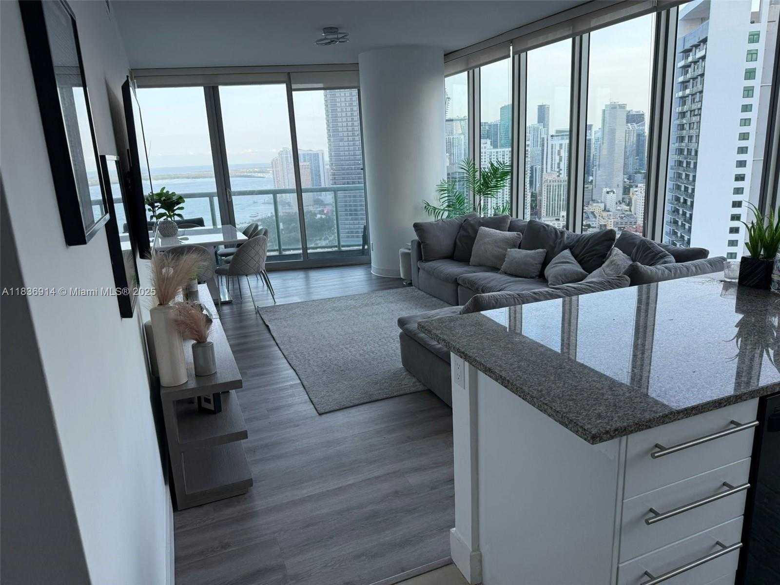Small Image of 888 BISCAYNE BLVD #3901, Miami Number 7