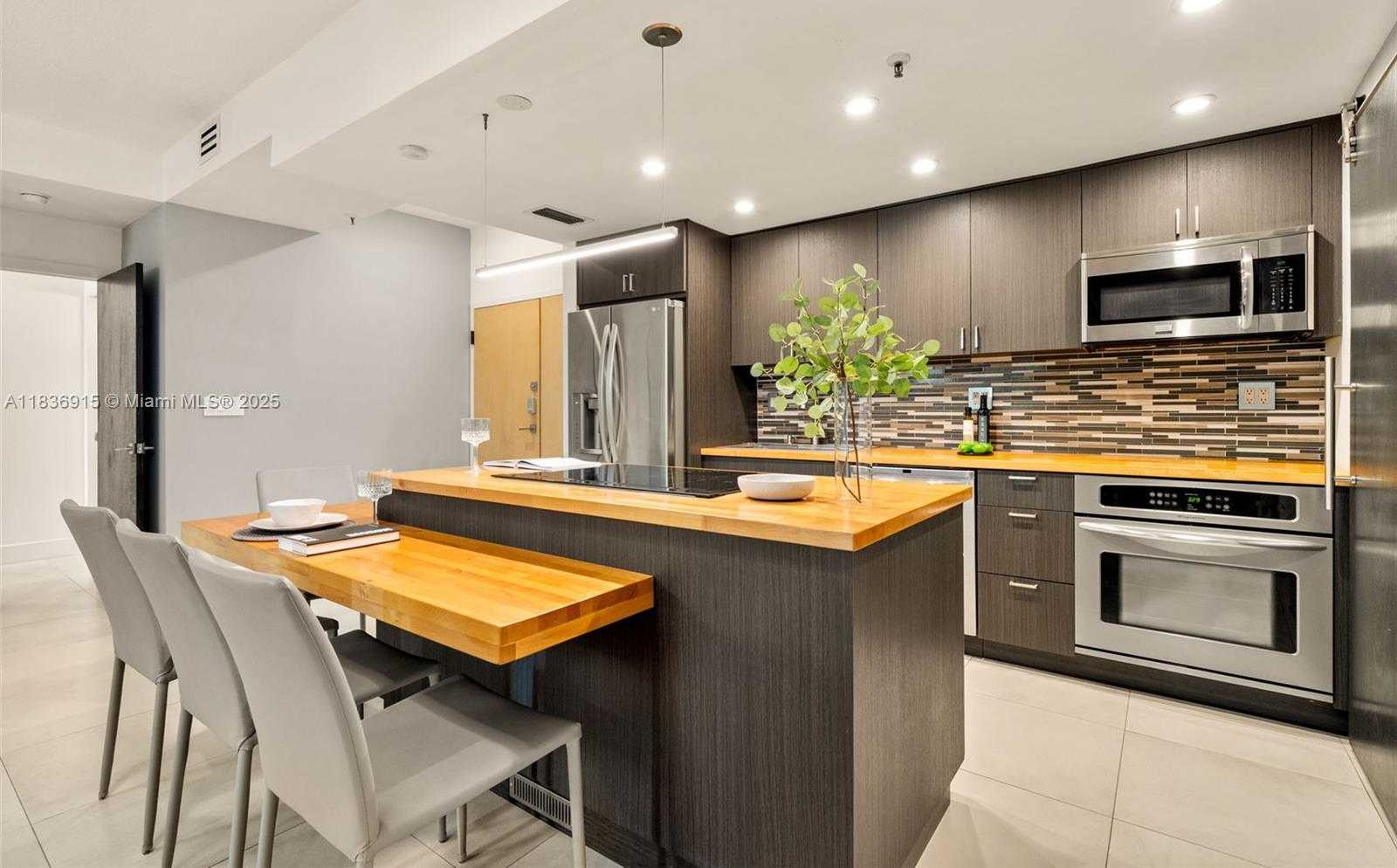 Small Image of 9755 NORTH WEST 52ND ST #206, Doral Number 11