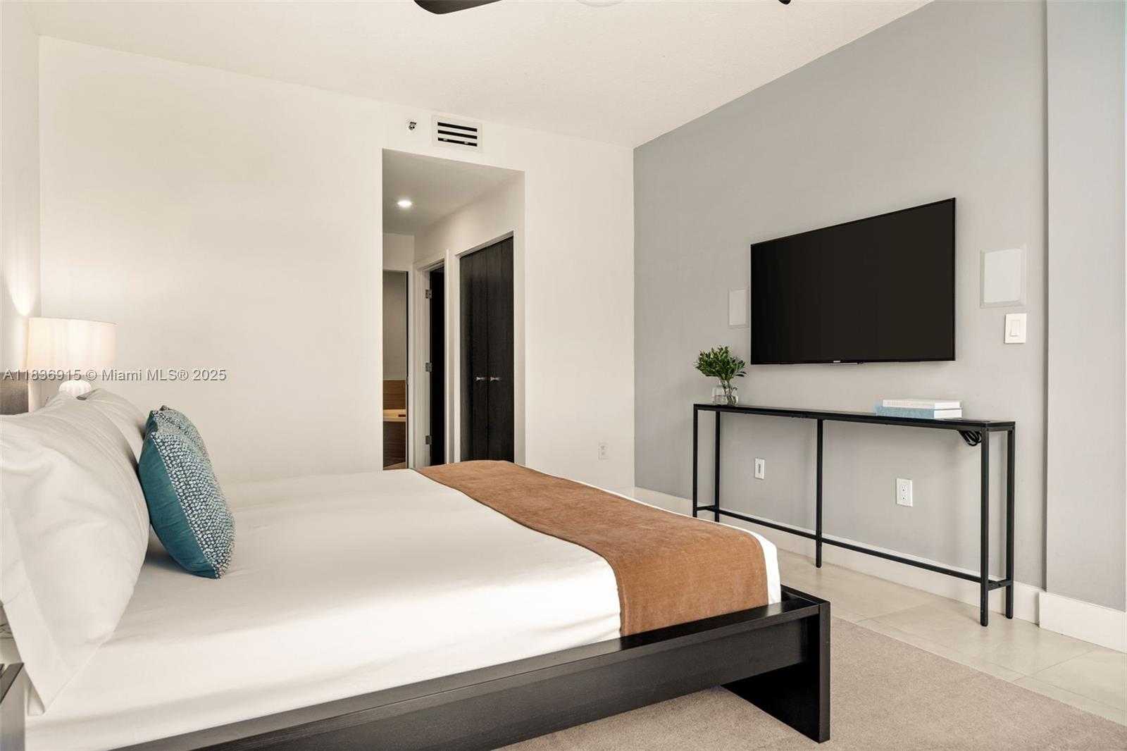 Small Image of 9755 NORTH WEST 52ND ST #206, Doral Number 17