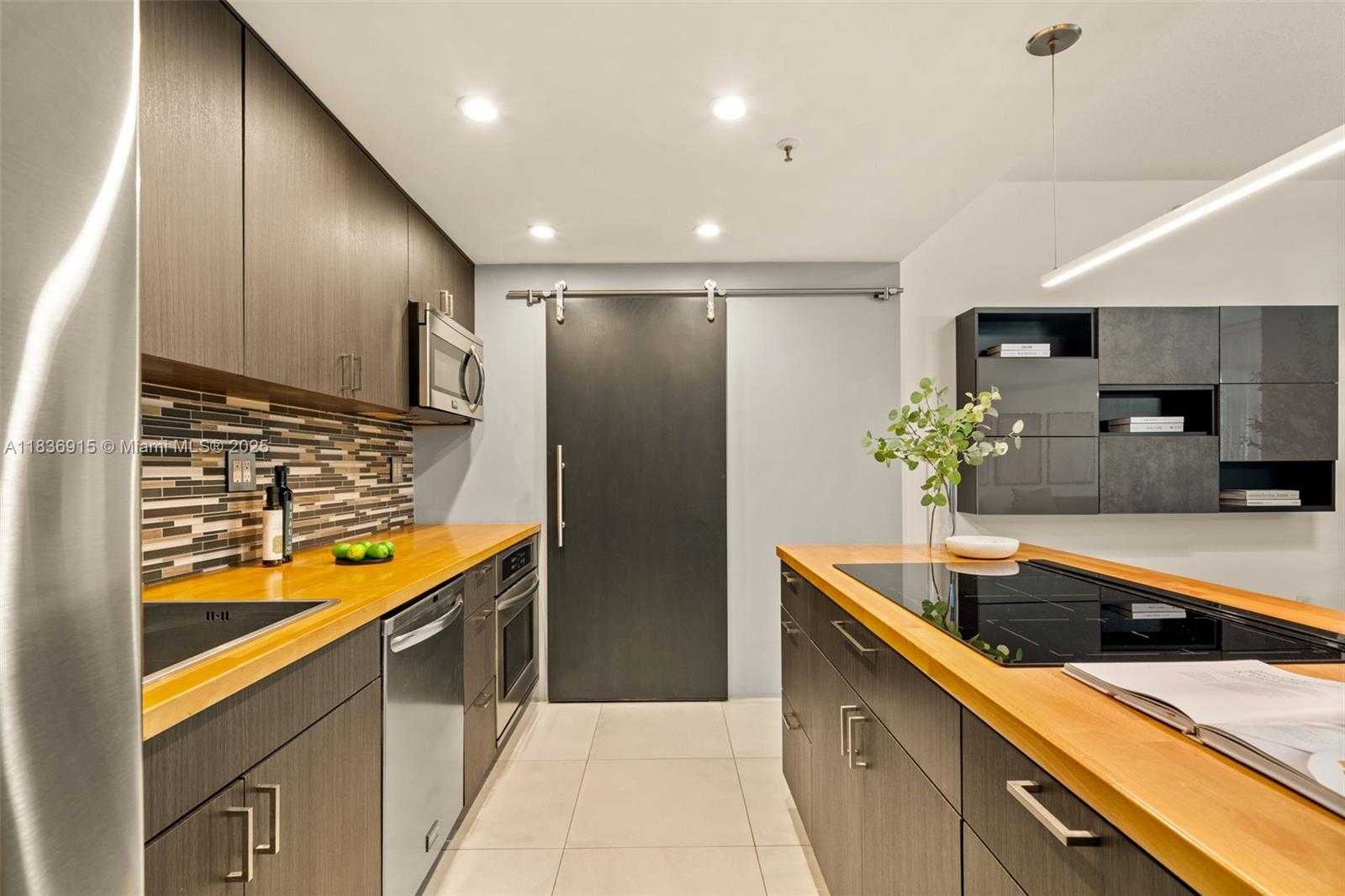 Small Image of 9755 NORTH WEST 52ND ST #206, Doral Number 7