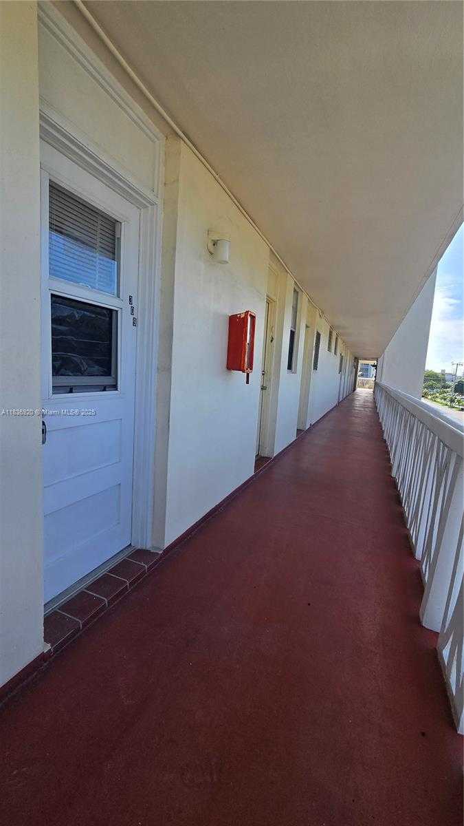 Small Image of 2920 POINT EAST DR #N309, Aventura Number 22
