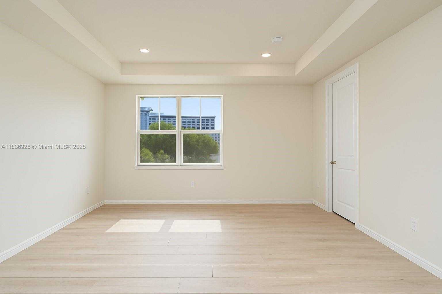 Small Image of 3932 LONG LEAF LANE #1, Hollywood Number 21