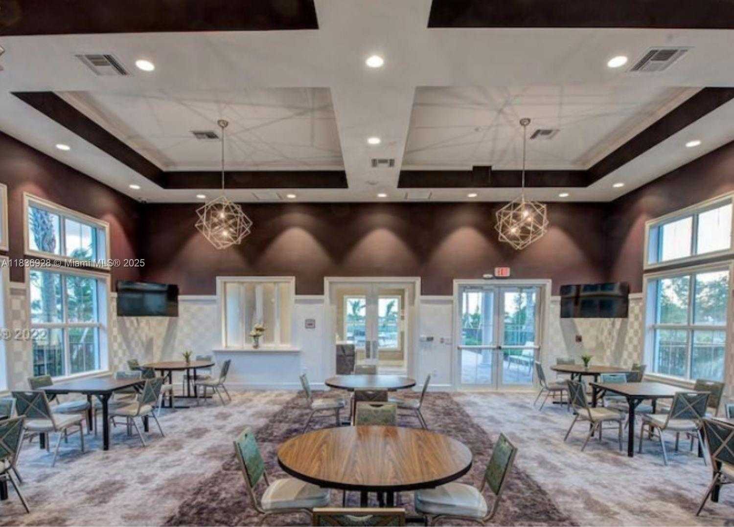 Small Image of 3932 LONG LEAF LANE #1, Hollywood Number 43