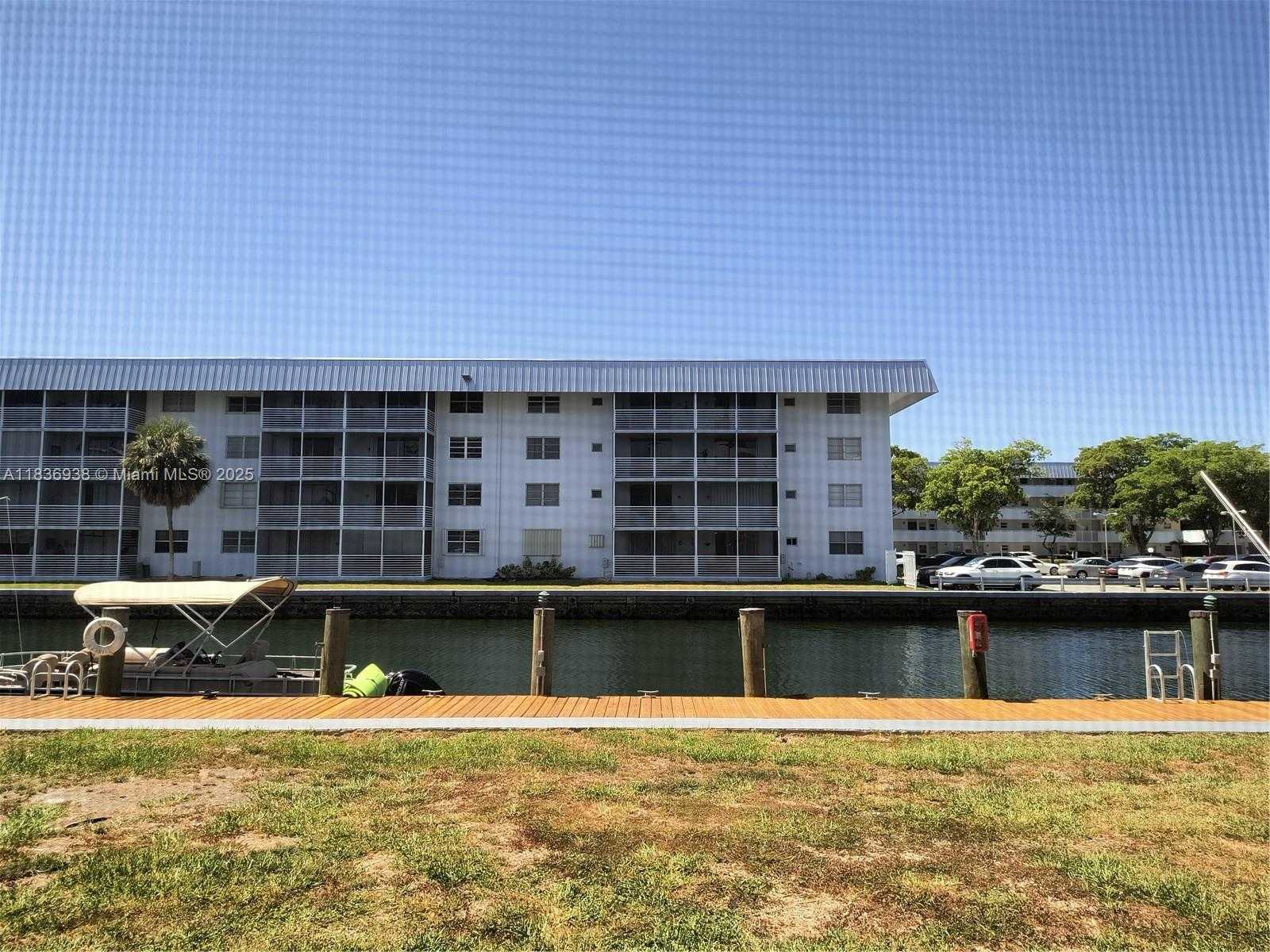 Small Image of 3600 NORTH EAST 170TH ST #111, North Miami Beach Number 19