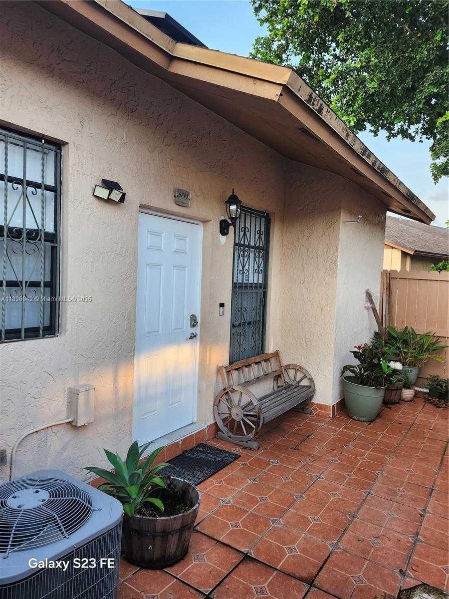 Small Image of 6743 NORTH WEST 192ND LN #6743, Hialeah Number 2
