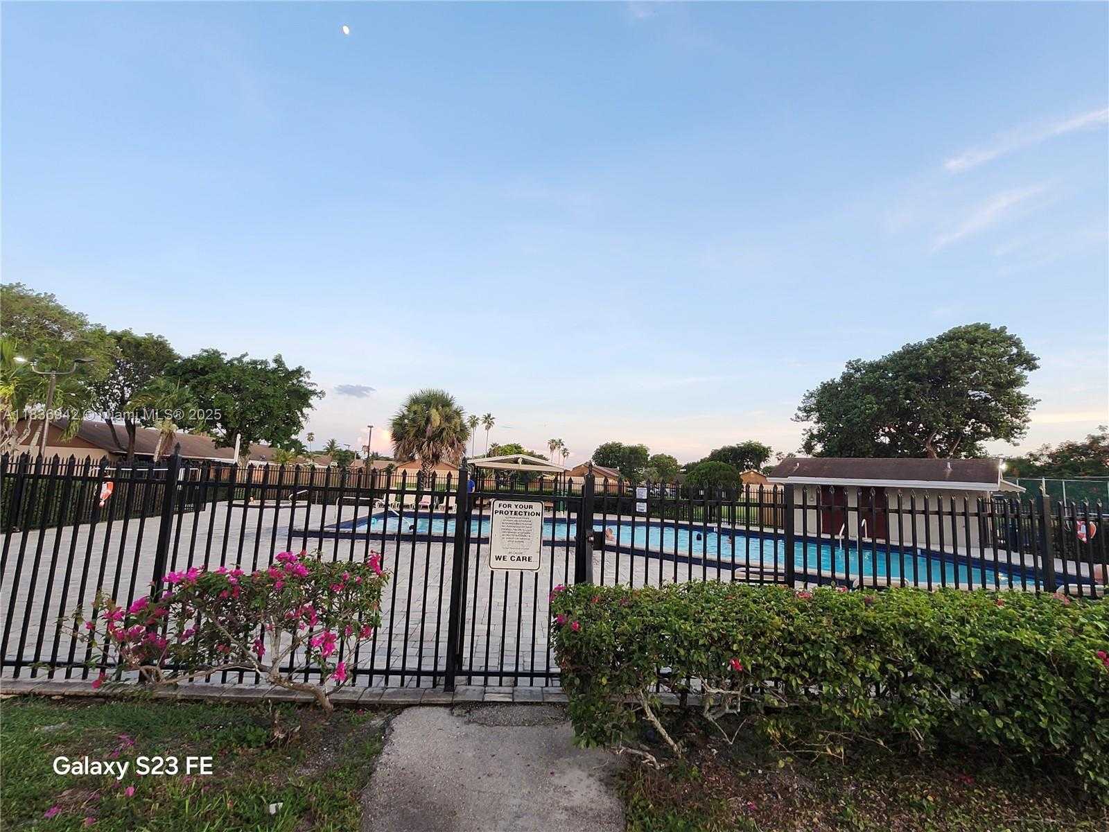 Small Image of 6743 NORTH WEST 192ND LN #6743, Hialeah Number 21