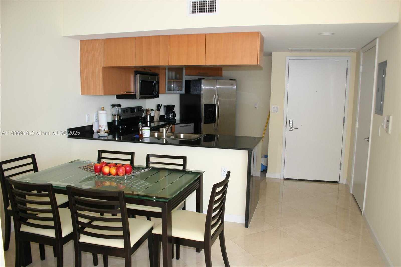 Small Image of 1750 NORTH BAYSHORE DR #1702, Miami Number 14
