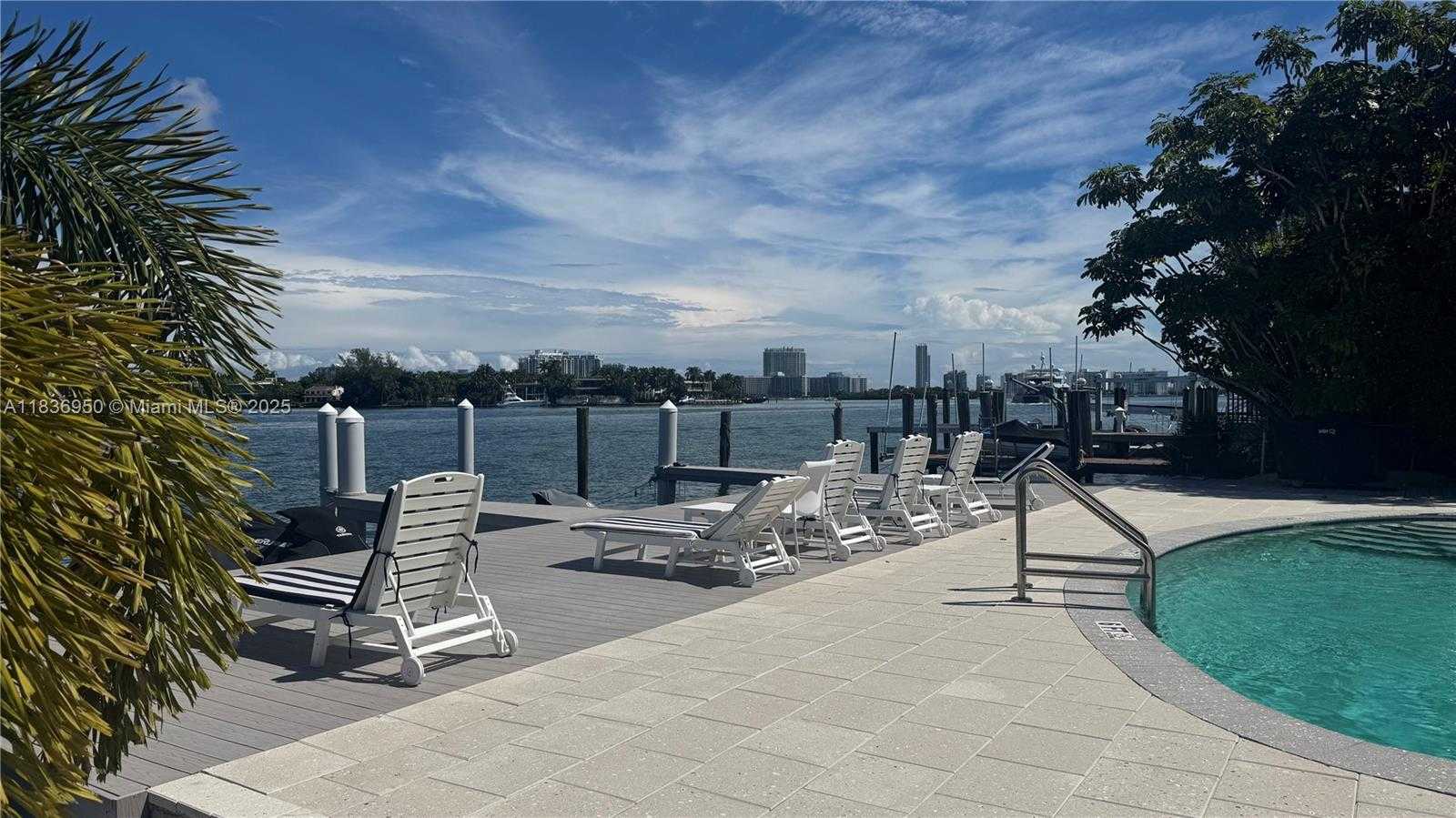 Small Image of 405 NORTH HIBISCUS DR #203, Miami Beach Number 18