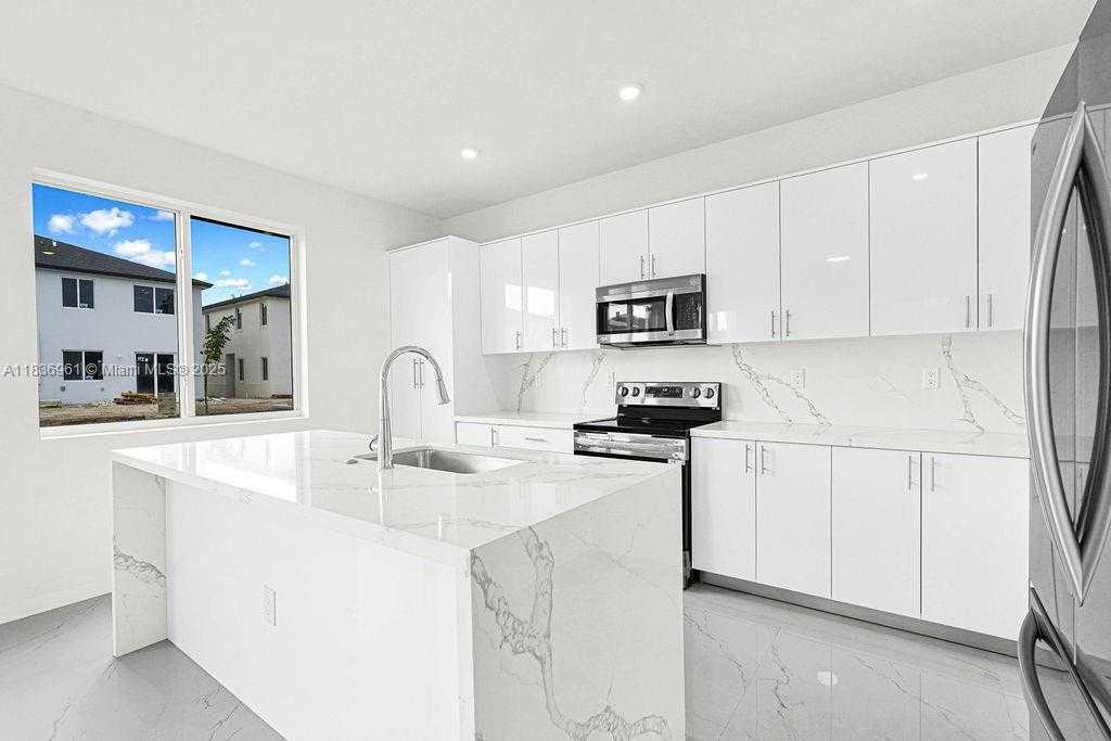 Small Image of 22484 SOUTH WEST 124TH CT #5A, Miami Number 10