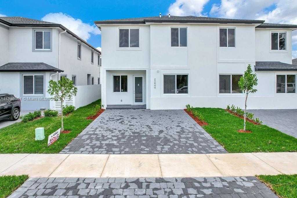Small Image of 22484 SOUTH WEST 124TH CT #5A, Miami Number 12