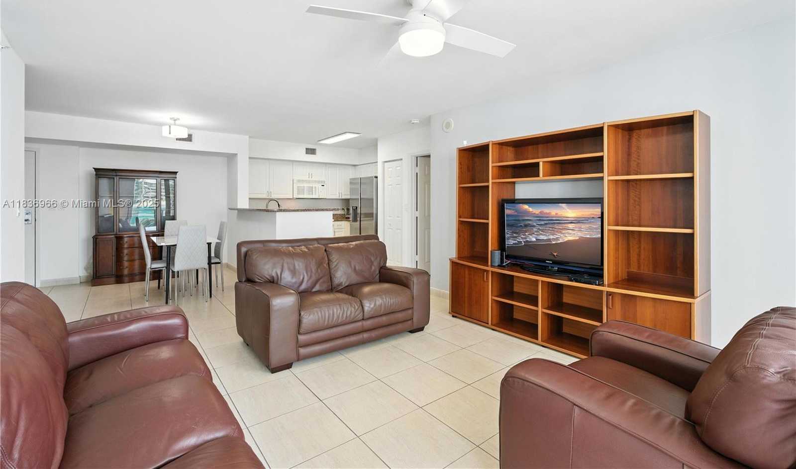 Small Image of 1155 BRICKELL BAY DR #703, Miami Number 9